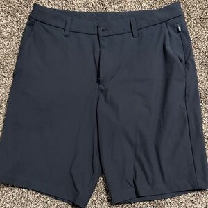 lululemon athletica Men's Dark Gray Flat Front Shorts